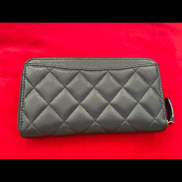 Chanel caviar zippy wallet - Picture 3 of 13